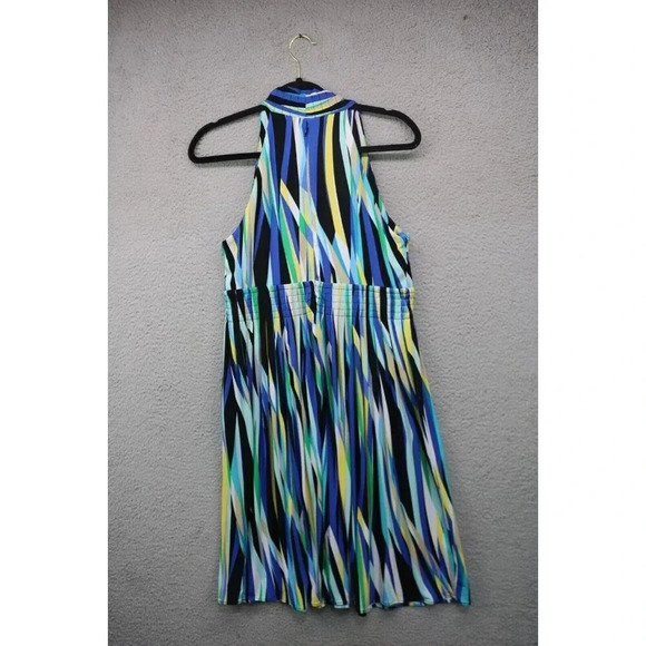 Calvin Klein Halter Style Dress-Built in Bra-Empire Waist-Full Skirt-Small - Picture 4 of 7